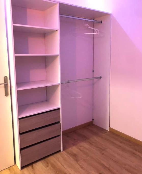 Superbe Appartement Tout Equipe, Le Nid D'Eva A Metz Gare, Parking Prive, Balcon, F2, 50M2, 3P Exterior photo